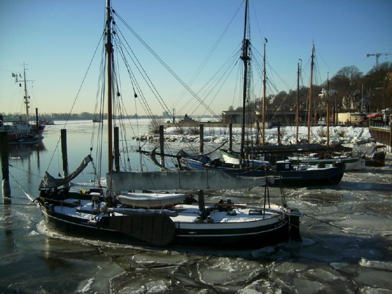 Museumshafen Hamburg im Winter - Winterbilder Hamburg