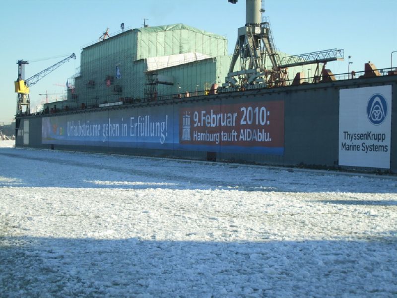 Hamburg Hafen Taufdatum der AIDAblu - Winterbilder Hamburg