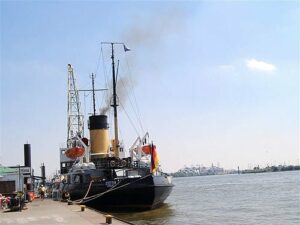 Dampfeisbrecher „Stettin“ im Hamburger Museumshafen